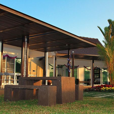 Chiangrai Green Park Resort Чианг Рай Екстериор снимка